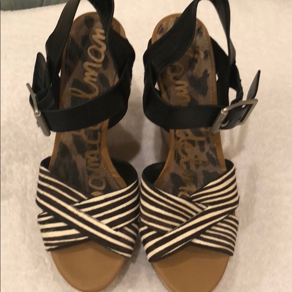 Sam Edelman black and white striped wedges - Picture 1 of 6